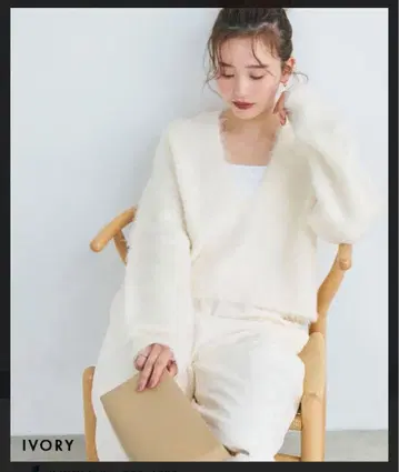 베이스먼트 온라인 모헤어 스키퍼 니트탑 아이보리