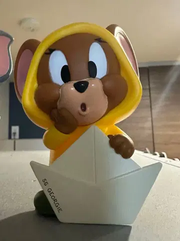 Vin-BLOP 제리 as 조지 피규어