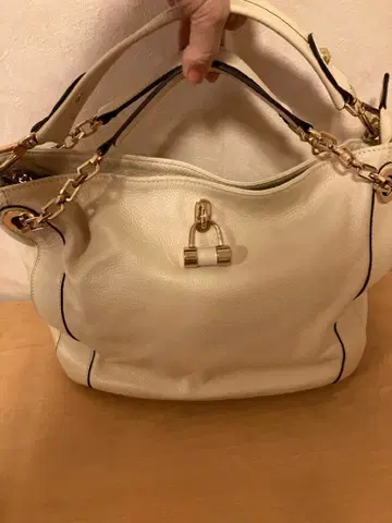 아이보리 가죽 백