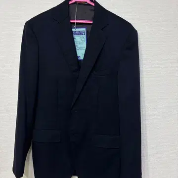 네이비 체크 무늬 비즈니스 정장 상하의 체크 무늬