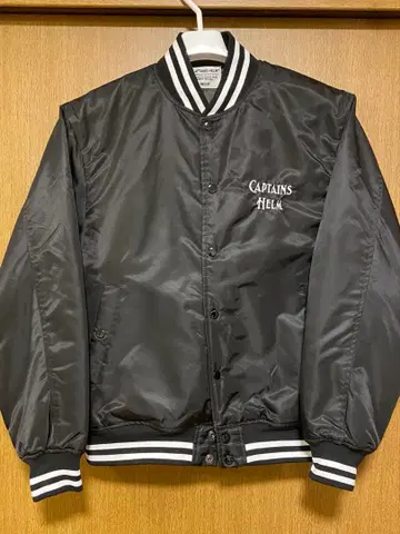 CAPTAINS HELM 캡틴스 헬름 바시티 자켓 M