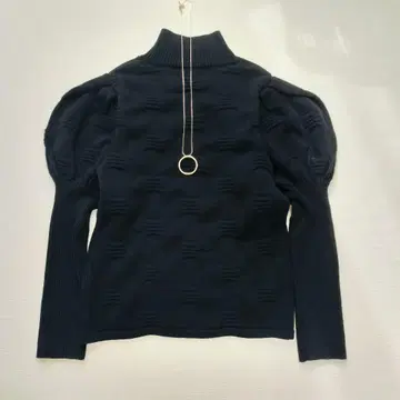 Ameri 슈링크 퍼프 슬리브 니트 블랙