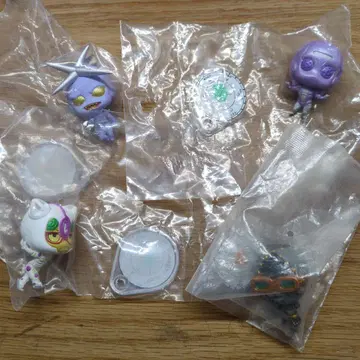 죠죠의 기묘한 모험 스탠드 피규어 컬렉션 4종