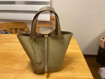 그레이 가죽 토트백 천연 가죽 버킷형