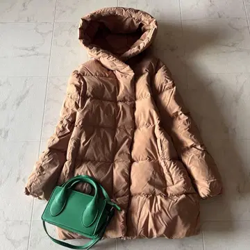 새상품급*플라스테 다운 코트 M 후드 부착 카멜 푹신하고 따뜻한