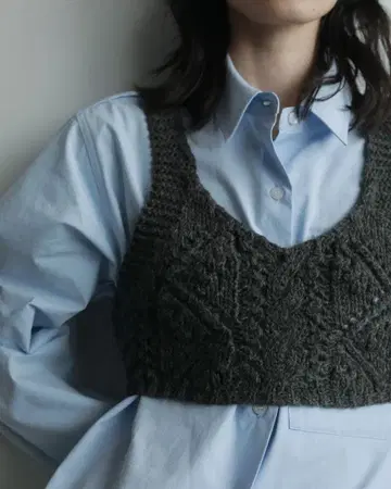 anuke 케이블 니트 뷔스티에