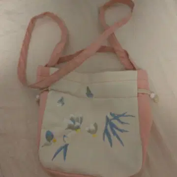 꽃 자수 숄더백 핑크