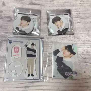 TXT 카페 수빈 아크릴 스탠드 캔뱃지 트레이딩 카드 세트