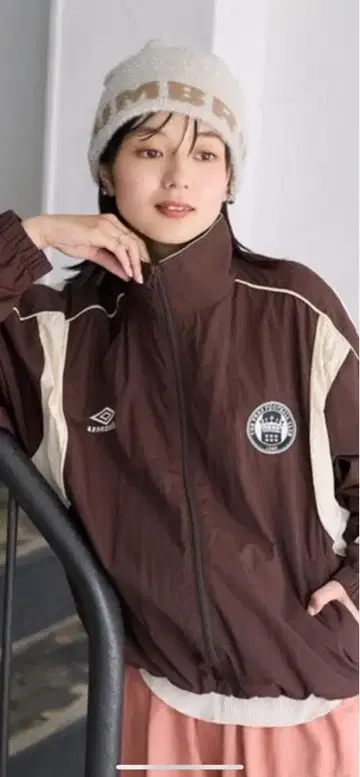 프릭스스토어 x Umbro 엄브로 브라운 나일론 자켓