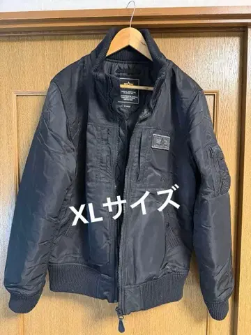 ALPHA INDUSTRIES 블랙