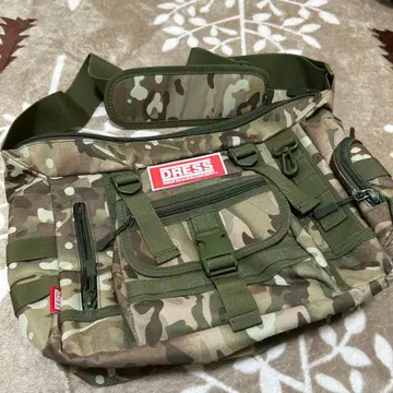 DRESS 카모플라쥬 숄더백