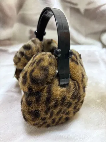 [ 제조 중지 ] 디즈니 리조트 한정판 미키 귀도리 레오파드 무늬 귀도리