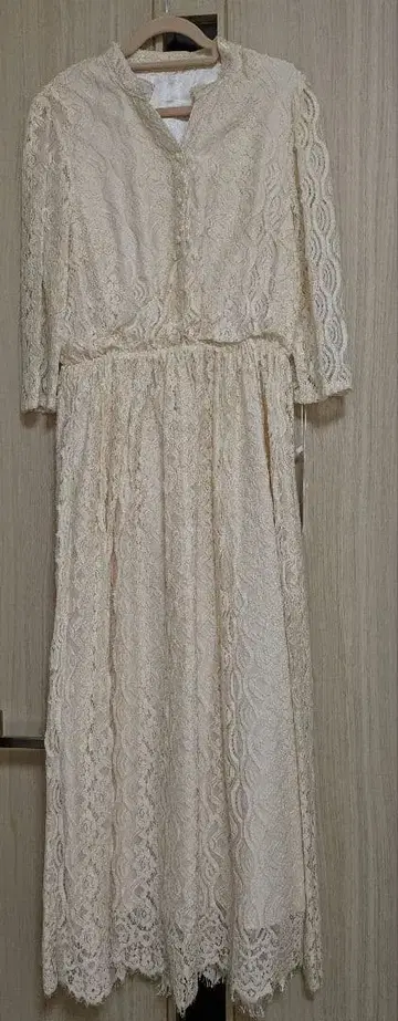 레이스 맥시 원피스 크림색