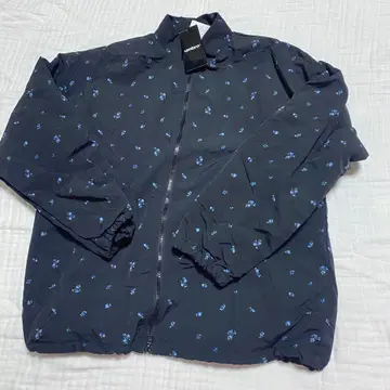 미사용 새상품 170 conon umbro 꽃무늬 나일론 자켓