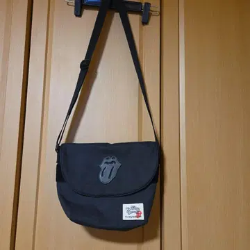 롤링 스톤즈 숄더