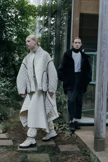 BASE CALM 22AW 퀼팅 코트 화이트