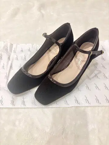 LETALON 24cm 브라운 펌프스 / 깔창 포함