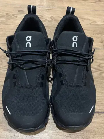 새상품급 ON 블랙 스니커즈