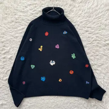 Paul Smith 자수 긴팔 하이넥 꽃무늬 니트 스웨터