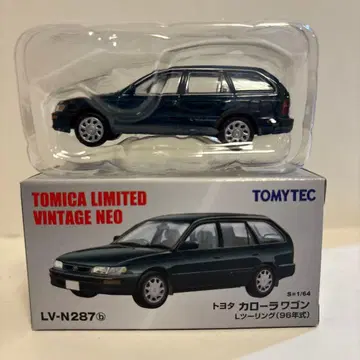토미카 리미티드 빈티지 네오 도요타 코롤라 왜건