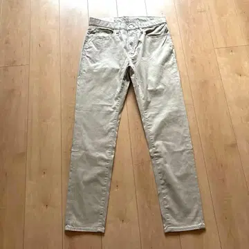 택 포함 새상품 유니클로/UNIQLO 울트라 스트레치 컬러진 베이지 M