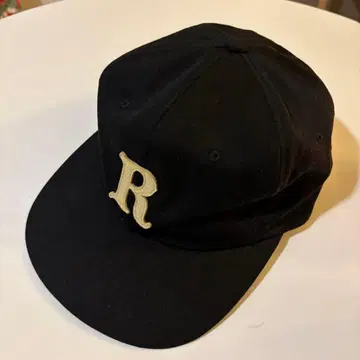 THE H.W.DOG R 로고 캡 블랙 가죽 조절기 포함