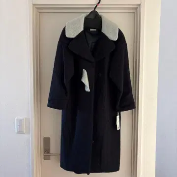 [택 포함 새상품] REDYAZEL 롱 코트 바이컬러 얇은 충전솜