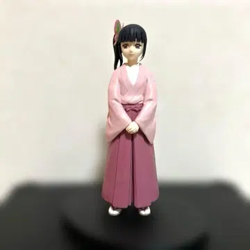 귀멸의 칼날 츠유리 카나오 피규어