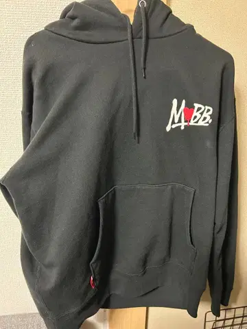 MOBB 하트 후드티