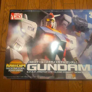 1/48 메가 사이즈 모델 건담