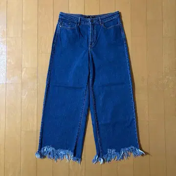 Z A R A 자라 플레어컷 데님 M