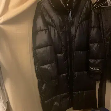 [ 거의 미사용 ] Calvin Klein 블랙 롱 다운 M 사이즈