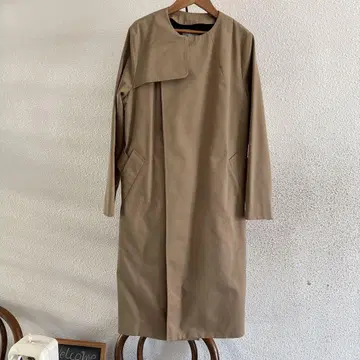 하이크 HYKE 노카라 트렌치코트 새상품급