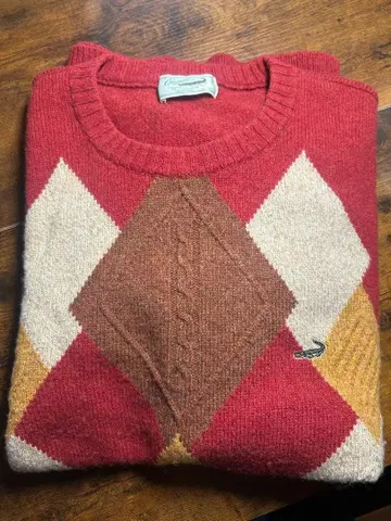 크로커다일 빨간색 다이아몬드 패턴 니트 L