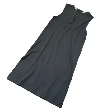 [ 미사용 새상품 ] 뤼미에 원피스 펄 슬리브리스 V넥