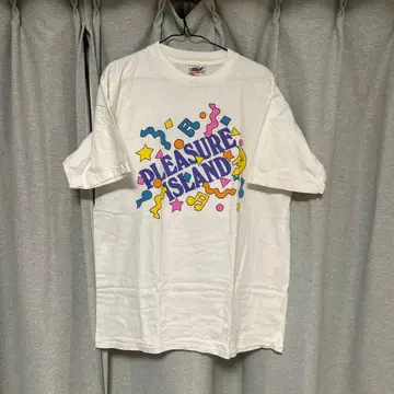 PLEASURE ISLAND 티셔츠