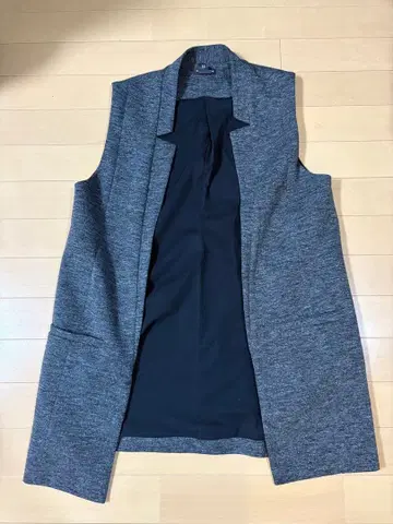 CLUB MONACO 그레이 노카라 베스트 S/P