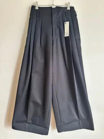 GU beautiful people 턱 와이드 팬츠 M 블랙