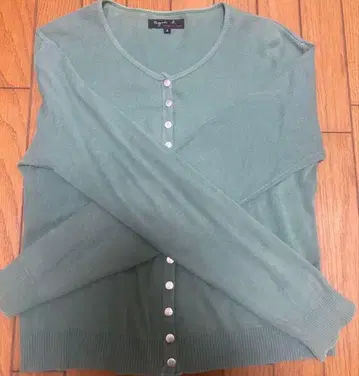 agnes b. 그린 가디건 사이즈 2