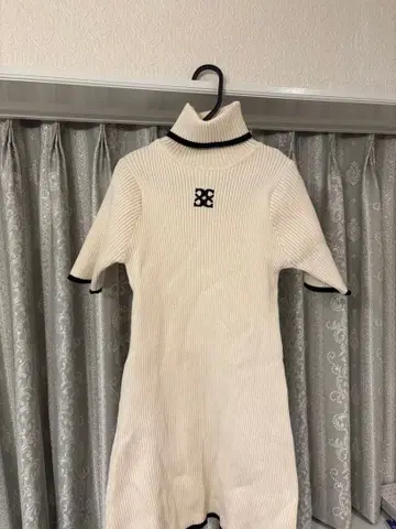 아이보리/블랙 니트 원피스 반팔