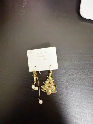 크리스마스 트리형 귀걸이