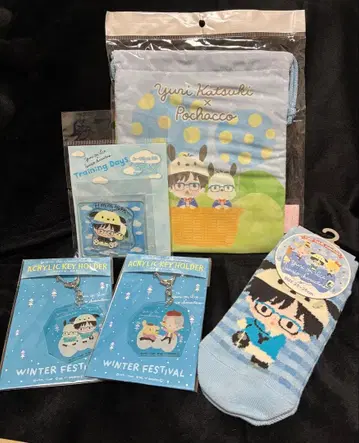 유리!!! on ICE 산리오 콜라보 세트