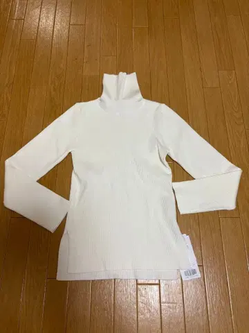 JUSGLITTY 터틀 리브 니트 2