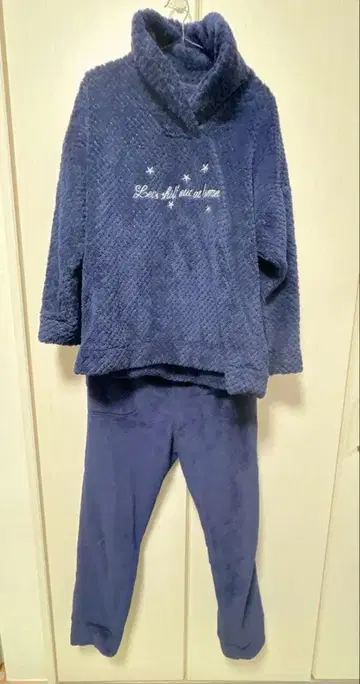 GU 네이비 플리스 룸웨어 상하의 세트