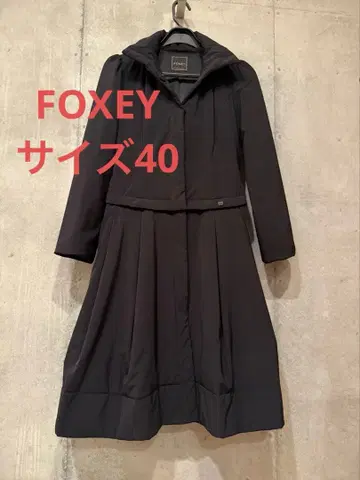 FOXEY 후드 부착 블랙 다운 자켓