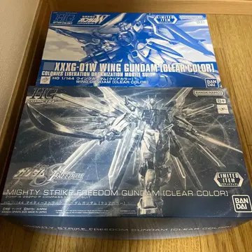 HG 마이티 스트라이크 프리덤 [클리어], 윙 건담 [클리어] 세트