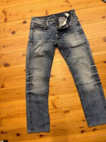 BLUE CAST 슬림핏 데님 팬츠