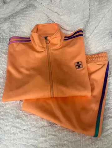 NERDY 오렌지 저지 상하의 세트