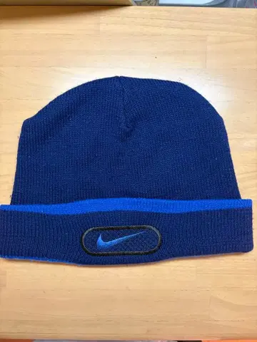나이키 네이비 니트 모자 90s 은색 택