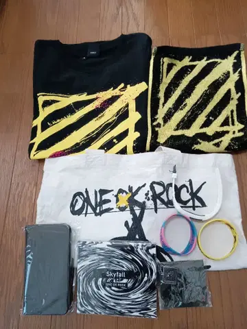 ONE OK ROCK 굿즈 세트 티셔츠 토트백 앨범 등